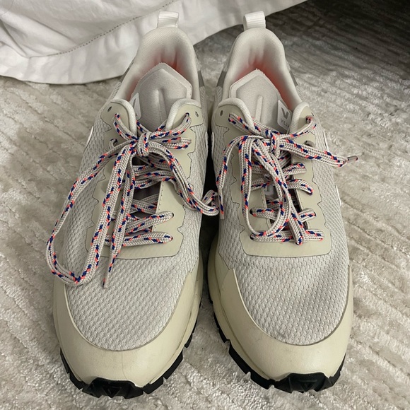 VEJA Dekkan Sneakers - Neutral White - Picture 5 of 9